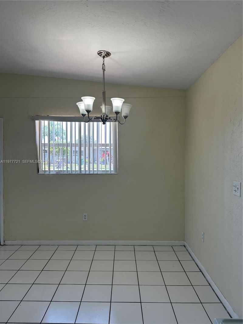10761 SW 221st St , Miami, FL 33170 Photo
