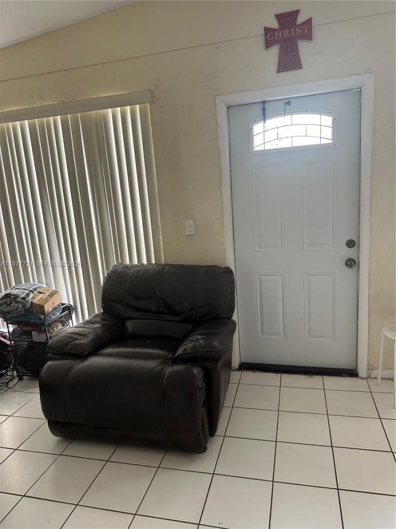 10761 SW 221st St , Miami, FL 33170 Photo