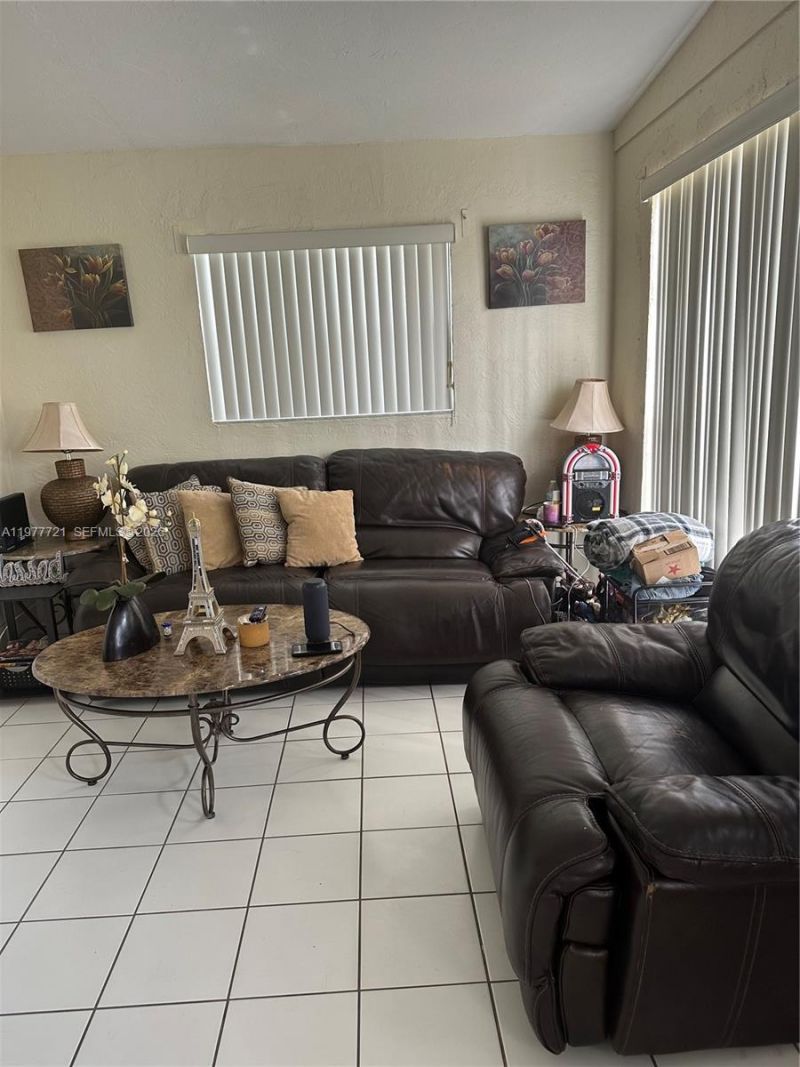 10761 SW 221st St , Miami, FL 33170 Photo