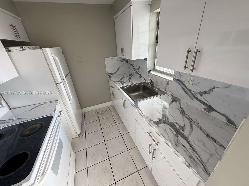 7105 W 13th Ave , Unit 301, Hialeah, FL 33014 Photo