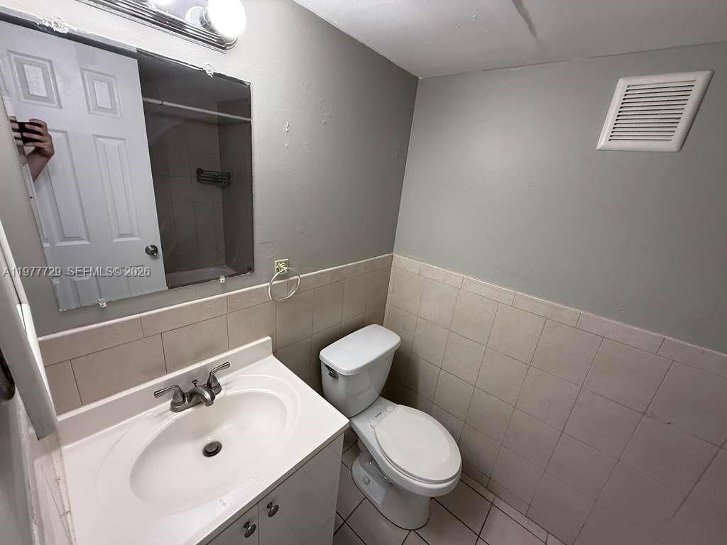 7105 W 13th Ave , Unit 301, Hialeah, FL 33014 Photo