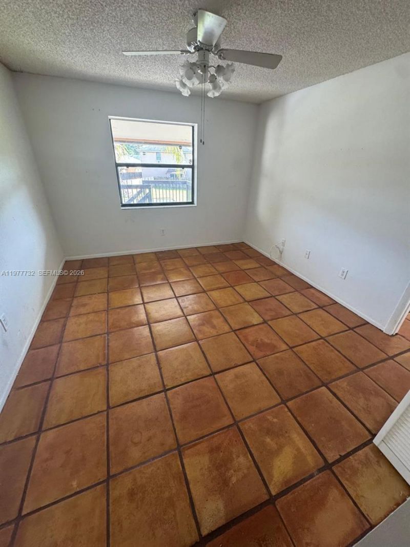 6031 Shakerwood Cir, Unit 201, Tamarac, FL 33319 Photo