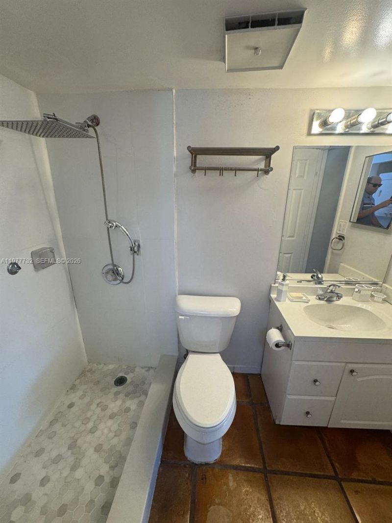 6031 Shakerwood Cir, Unit 201, Tamarac, FL 33319 Photo