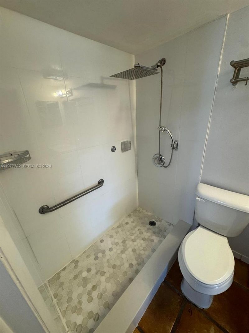 6031 Shakerwood Cir, Unit 201, Tamarac, FL 33319 Photo