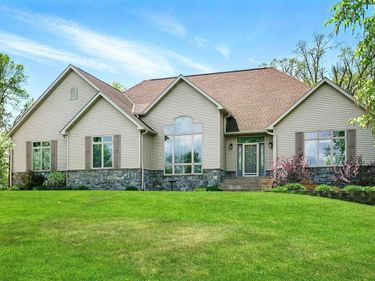 2029 W Springbrook Trail, Mora, MN 55051