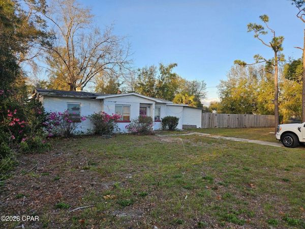 1402 W 12th Street , Panama City, FL 32401