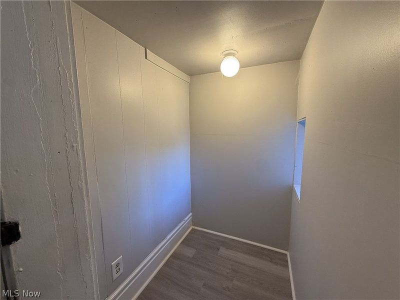 295 Grove Street, Akron, OH 44302 Photo 11