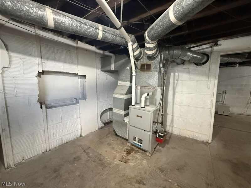 295 Grove Street, Akron, OH 44302 Photo 33