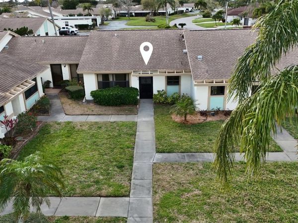 6135 HERITAGE LANE , Unit 6135, BRADENTON, FL 34209