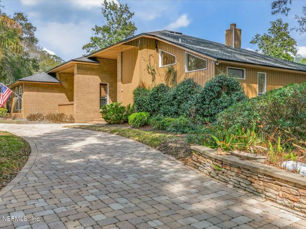 1978 BRISTA DE MAR Circle, Atlantic Beach, FL 32233