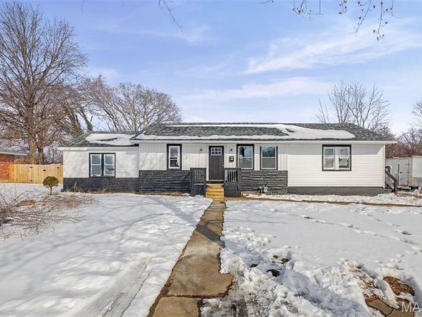 2431 Pine Street, Granite City, IL 62040