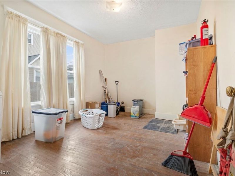 2112 Iris Court NW, Canton, OH 44709 Photo 21