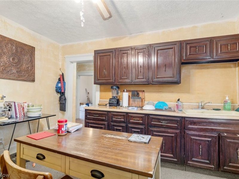 2112 Iris Court NW, Canton, OH 44709 Photo 24