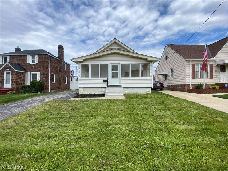 8221 Grand Division Avenue, Cleveland, OH 44125 Photo 1