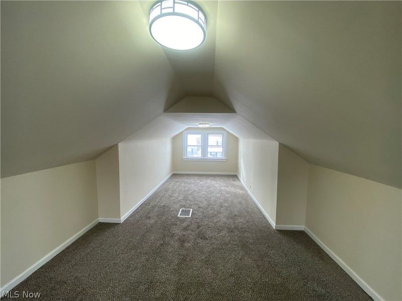 8221 Grand Division Avenue, Cleveland, OH 44125 Photo 11