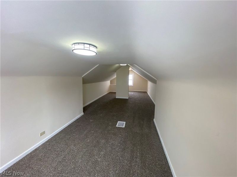 8221 Grand Division Avenue, Cleveland, OH 44125 Photo 12