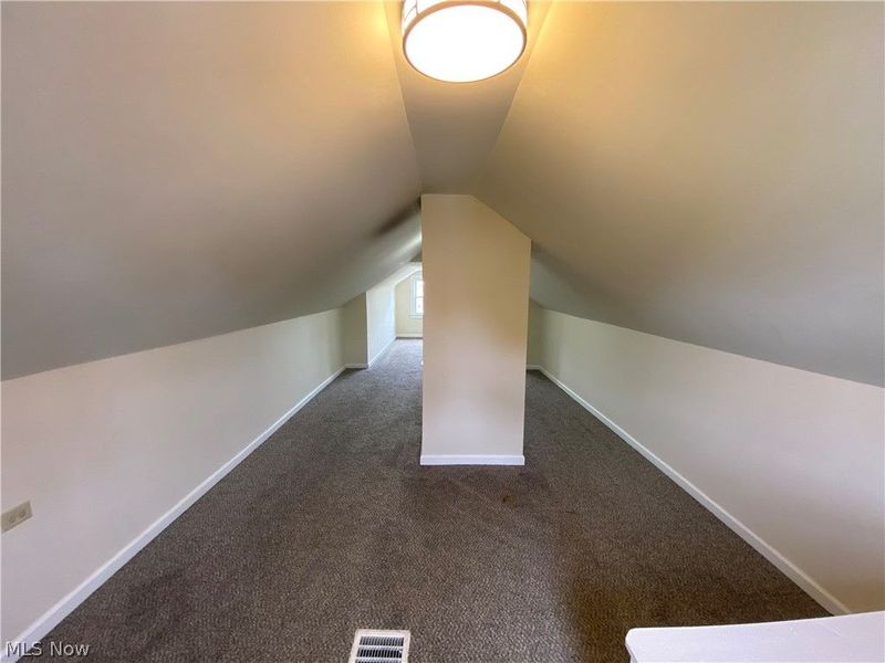 8221 Grand Division Avenue, Cleveland, OH 44125 Photo 14