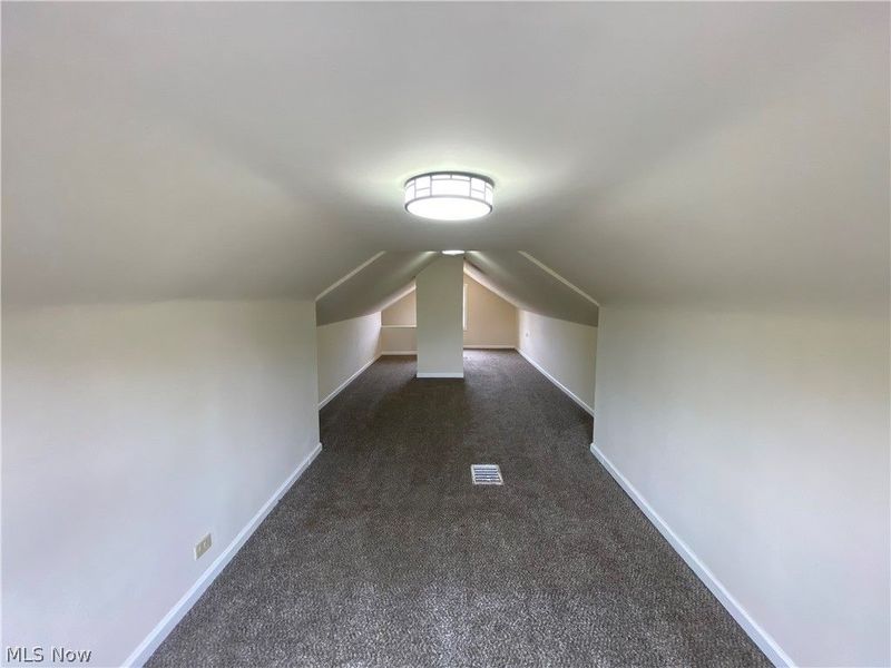 8221 Grand Division Avenue, Cleveland, OH 44125 Photo 16