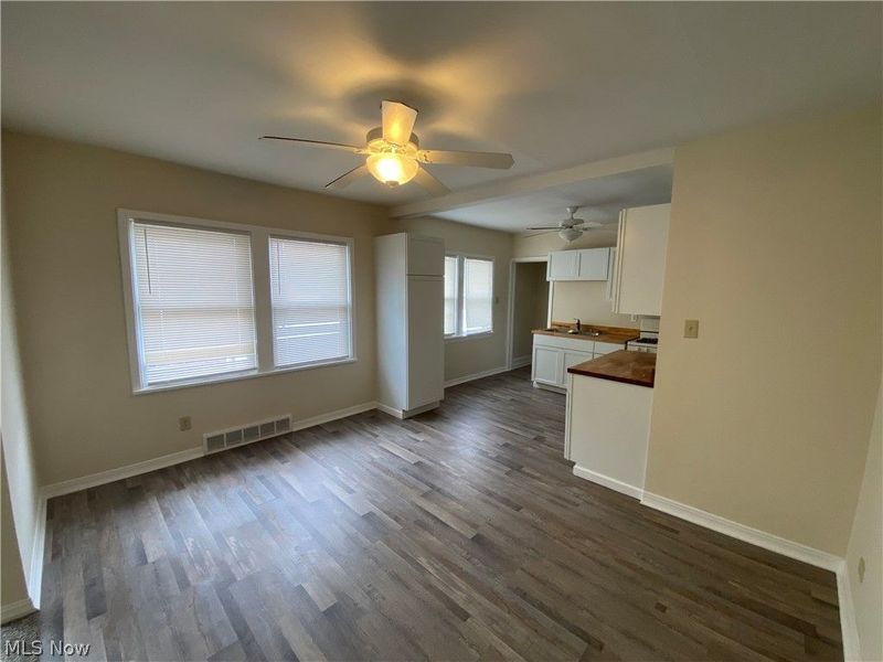 8221 Grand Division Avenue, Cleveland, OH 44125 Photo 5