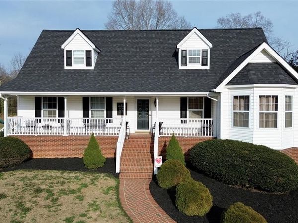 4003 Daisy Drive, Hamptonville, NC 27020