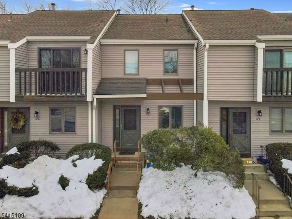 17 Loeser Ave, Somerville, NJ 08876
