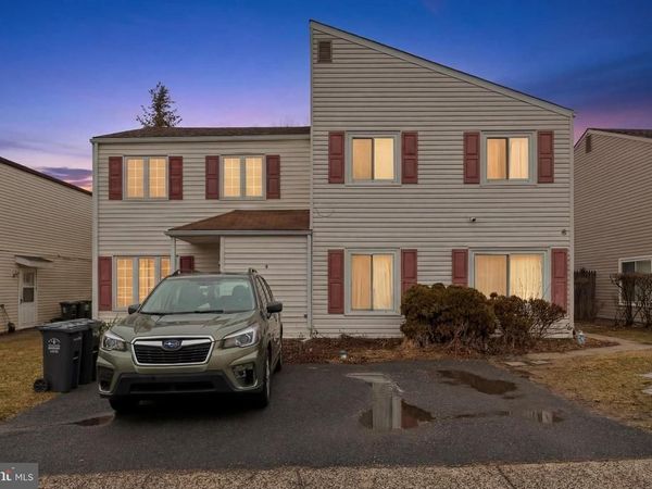 6 PENNINGTON LANE, QUAKERTOWN, PA 18951