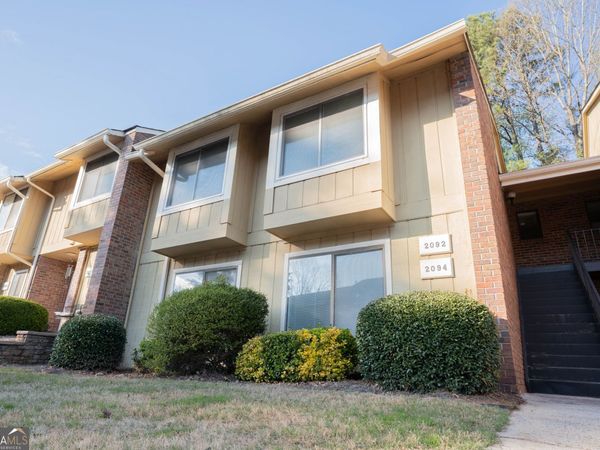 2094 Powers Ferry Trace SE, Marietta, GA 30067