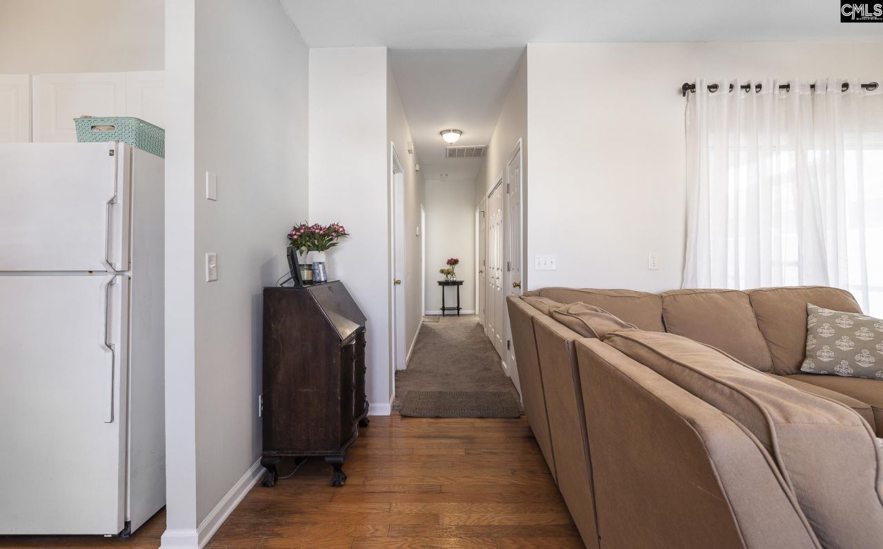 5 Tall Palmetto Lane  Photo 12