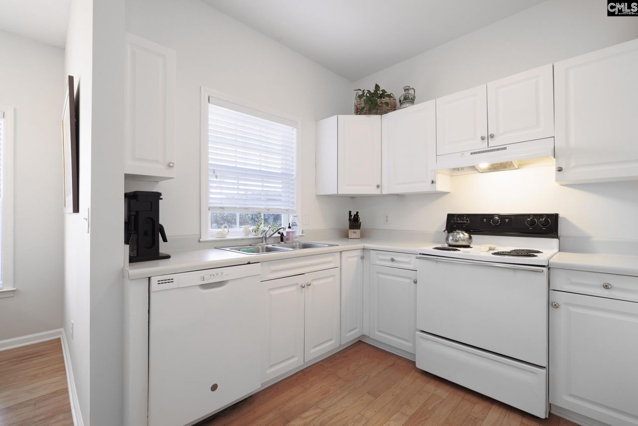 5 Tall Palmetto Lane  Photo 14