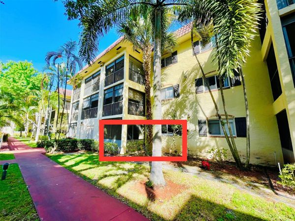 257 S Cypress Rd, Unit 414, Pompano Beach, FL 33060