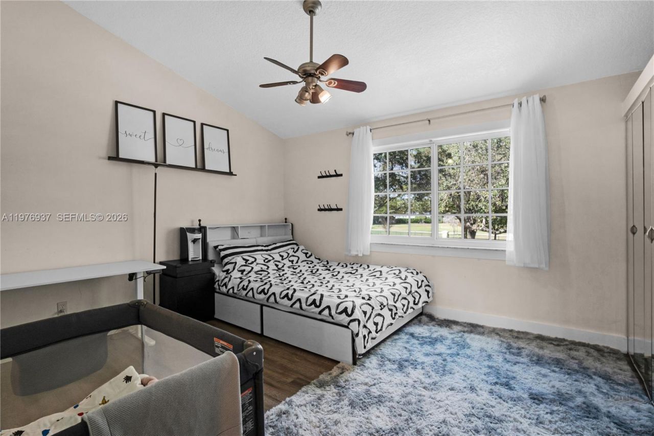 2929 Dorchester Ln , Cooper City, FL 33026 Photo