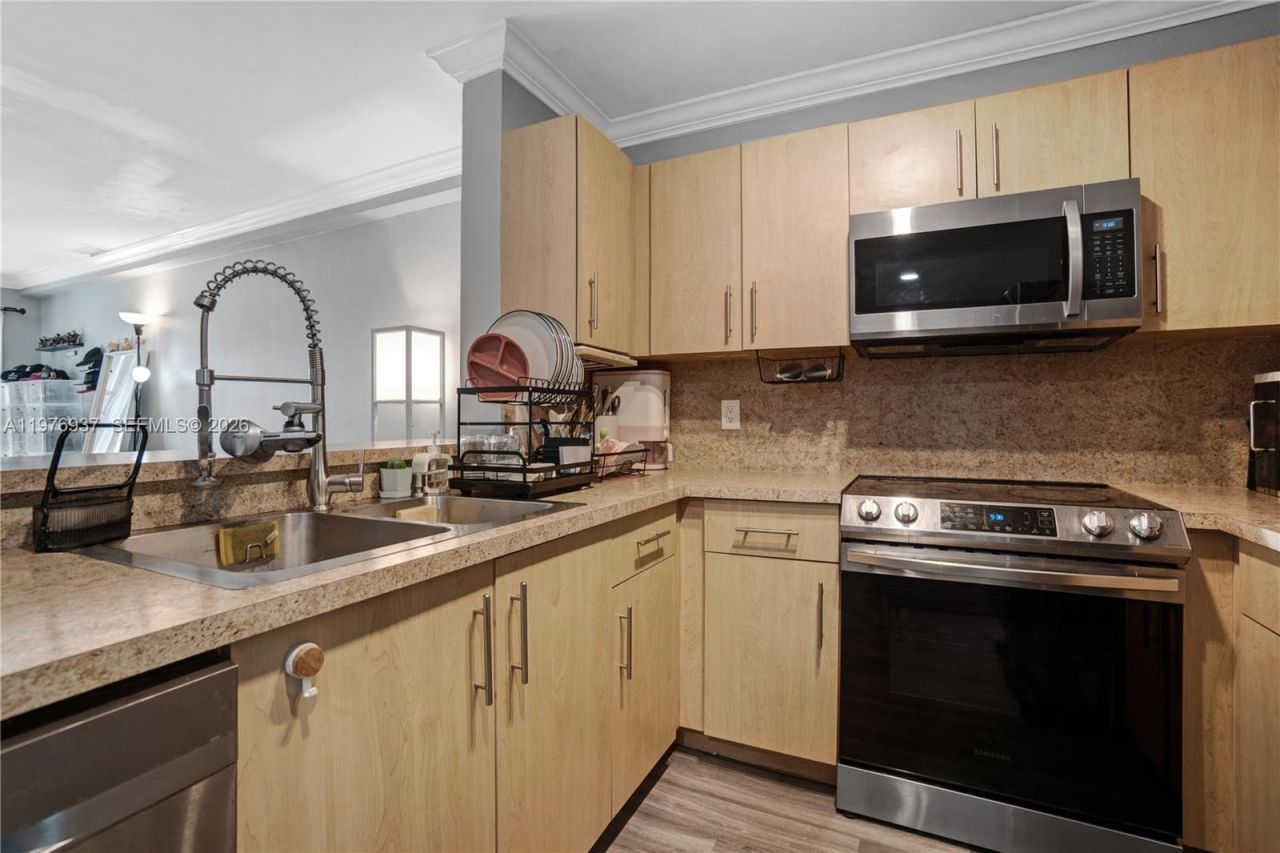 2929 Dorchester Ln , Cooper City, FL 33026 Photo