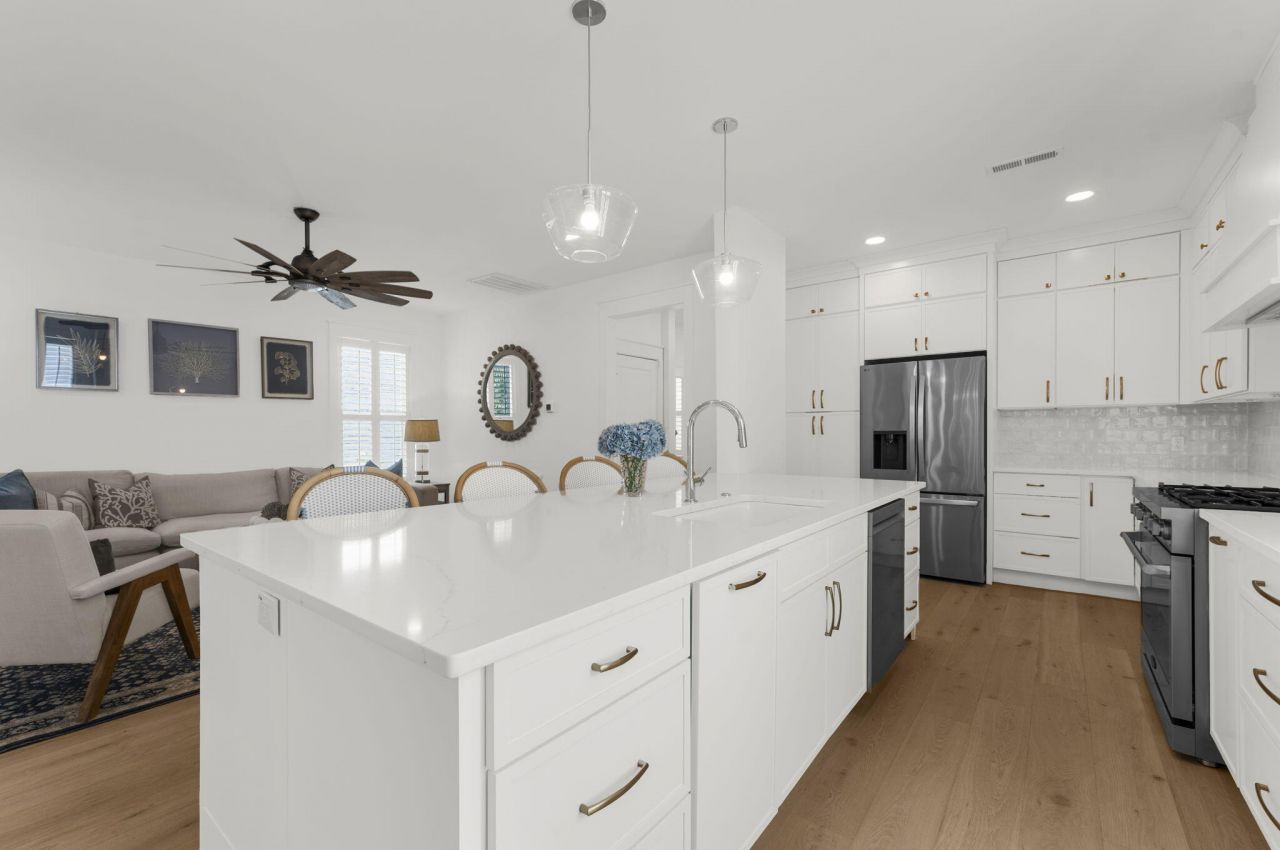 309 Megans Bay Lane Photo 10