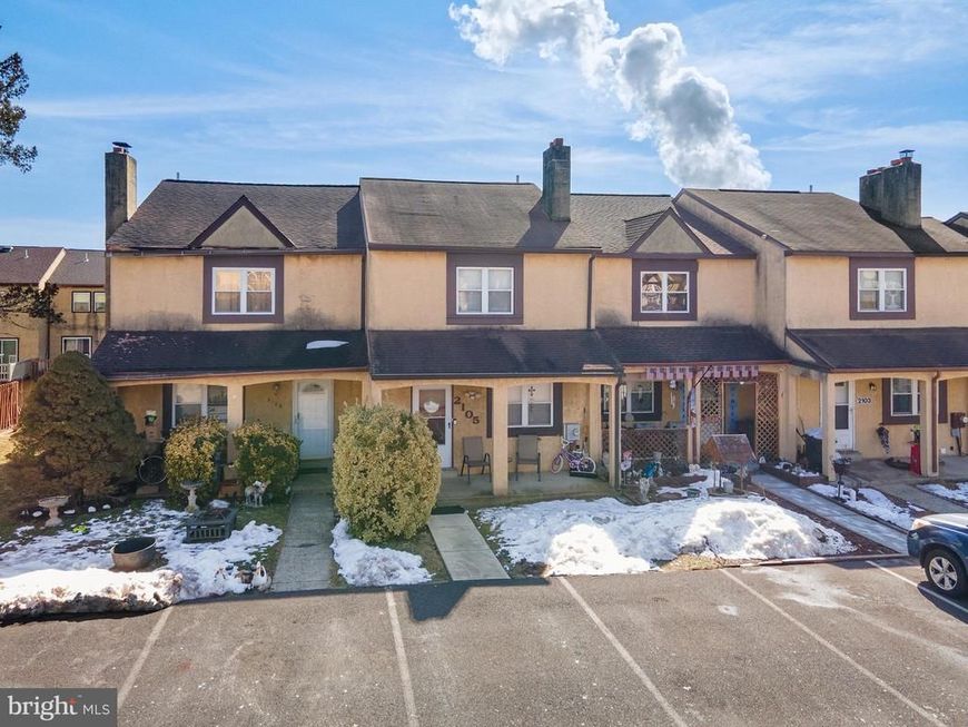 2105 Walnut Ridge, Pottstown, PA 19464 Main Photo