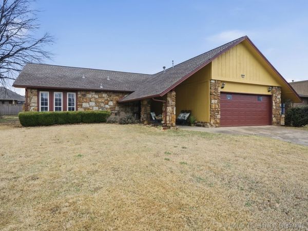 925 W Seminole Street , Tulsa, OK 74127