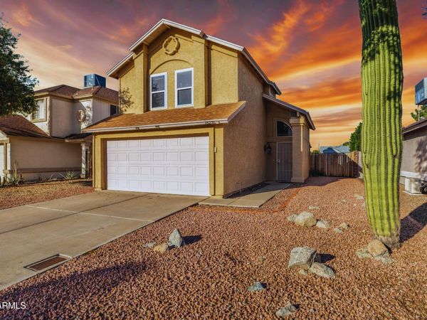 18236 N 30TH Place, Phoenix, AZ 85032