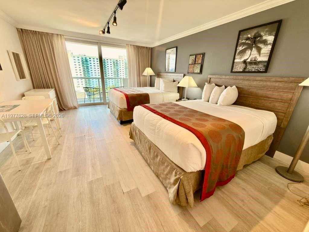 19201 Collins Ave , Unit 933, Sunny Isles Beach, FL 33160 Photo