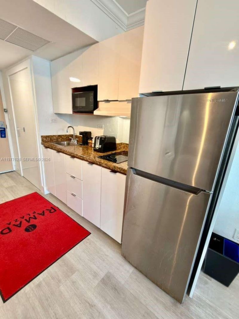 19201 Collins Ave , Unit 933, Sunny Isles Beach, FL 33160 Photo