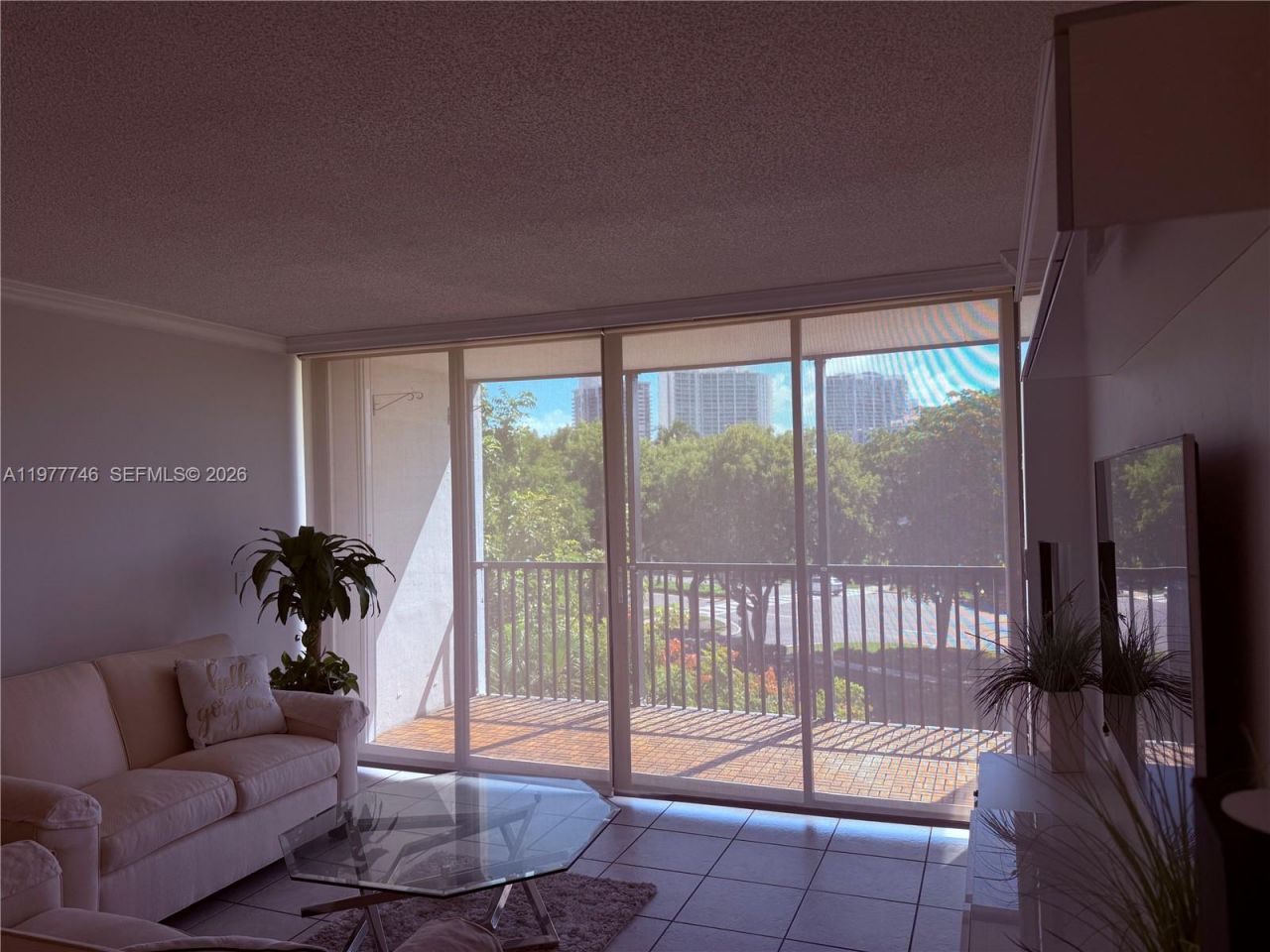 3475 N Country Club Dr , Unit 409, Aventura, FL 33180 Photo
