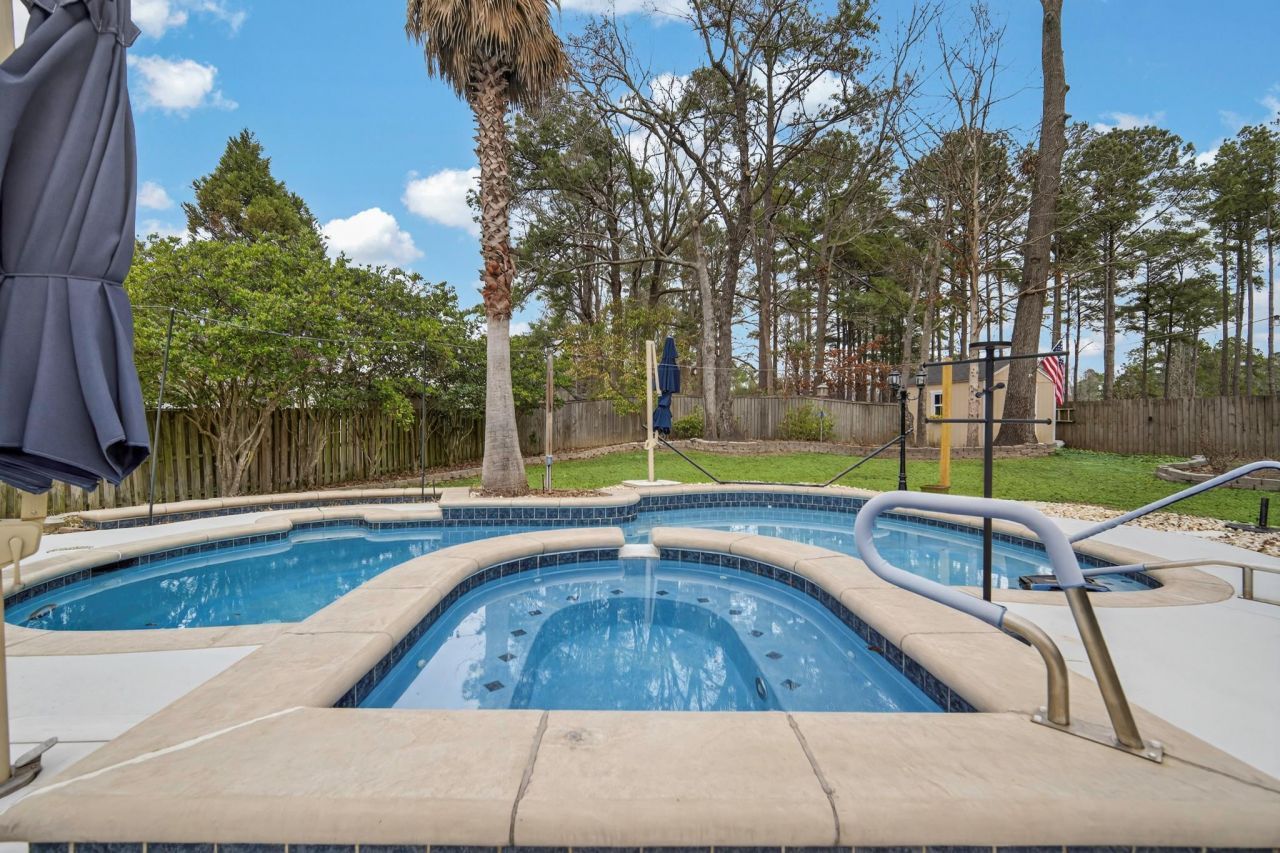 2226 Sandtuck Circle Photo 23