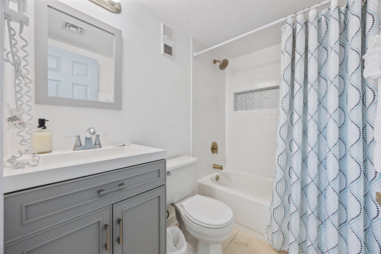 5511 North Ocean Blvd. Photo 14