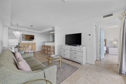 5511 North Ocean Blvd. photo 4