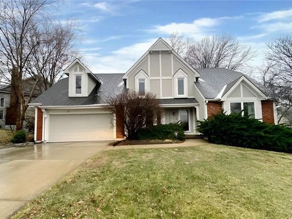 10631 W 109th Street, Overland Park, KS 66210