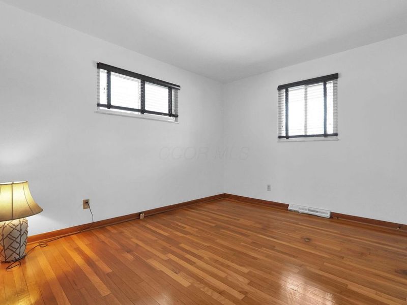 3068 Marwick Road, Columbus, OH 43232 Photo 18