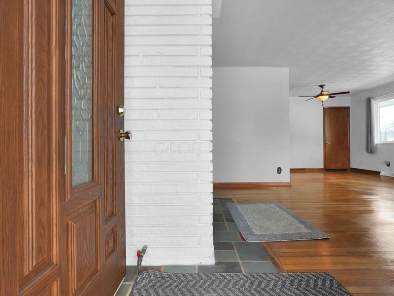 3068 Marwick Road, Columbus, OH 43232 Photo 6