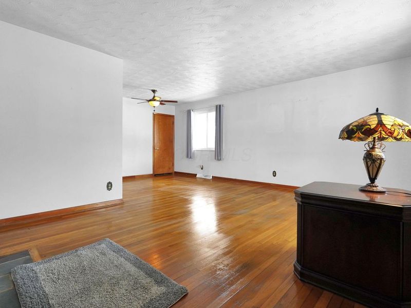 3068 Marwick Road, Columbus, OH 43232 Photo 8