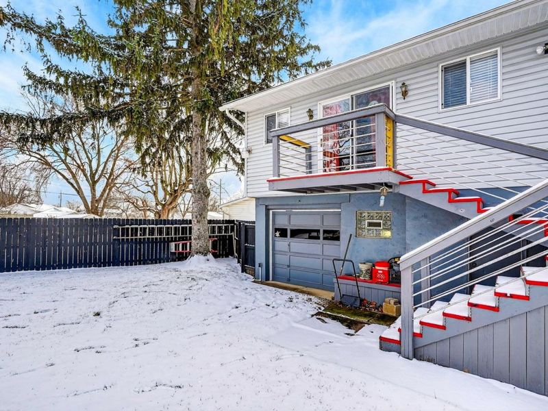 912 Maurine Drive, Columbus, OH 43228 Photo 13