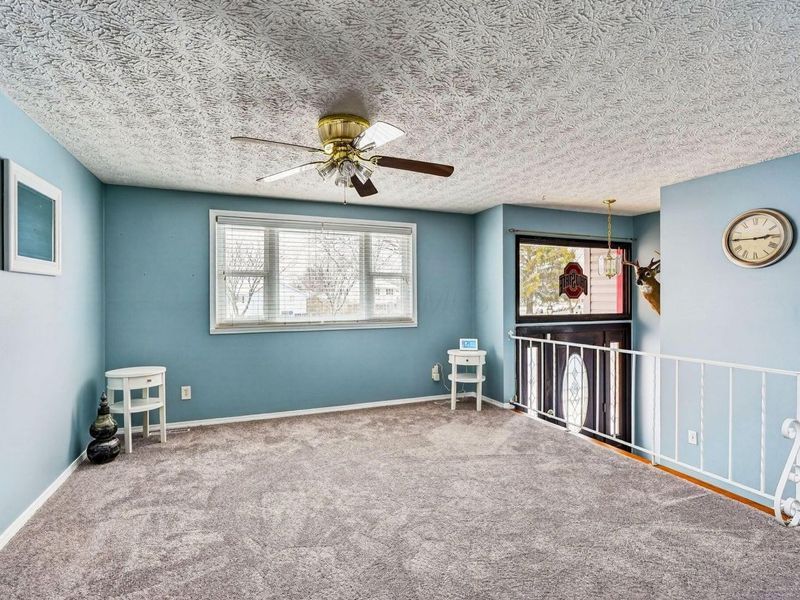 912 Maurine Drive, Columbus, OH 43228 Photo 18