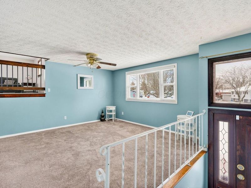 912 Maurine Drive, Columbus, OH 43228 Photo 20