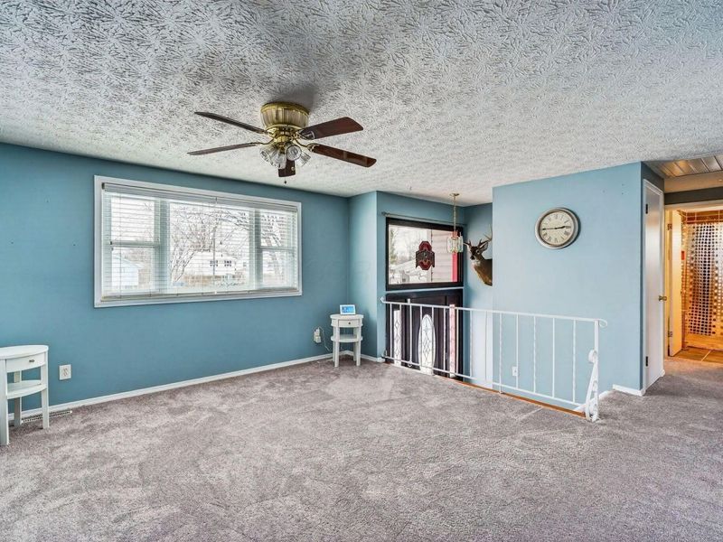 912 Maurine Drive, Columbus, OH 43228 Photo 22